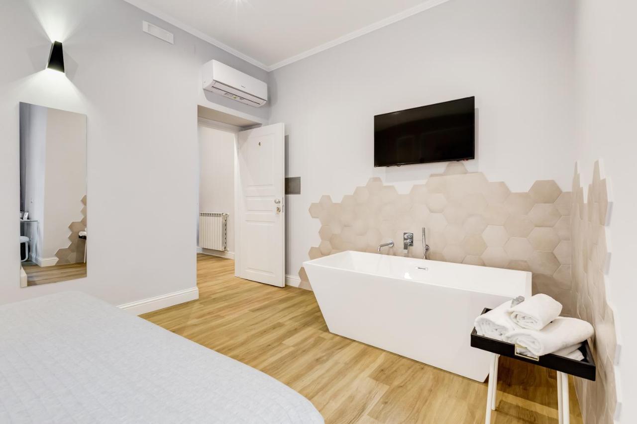 Opera Private By Premium Collection Pensión Roma